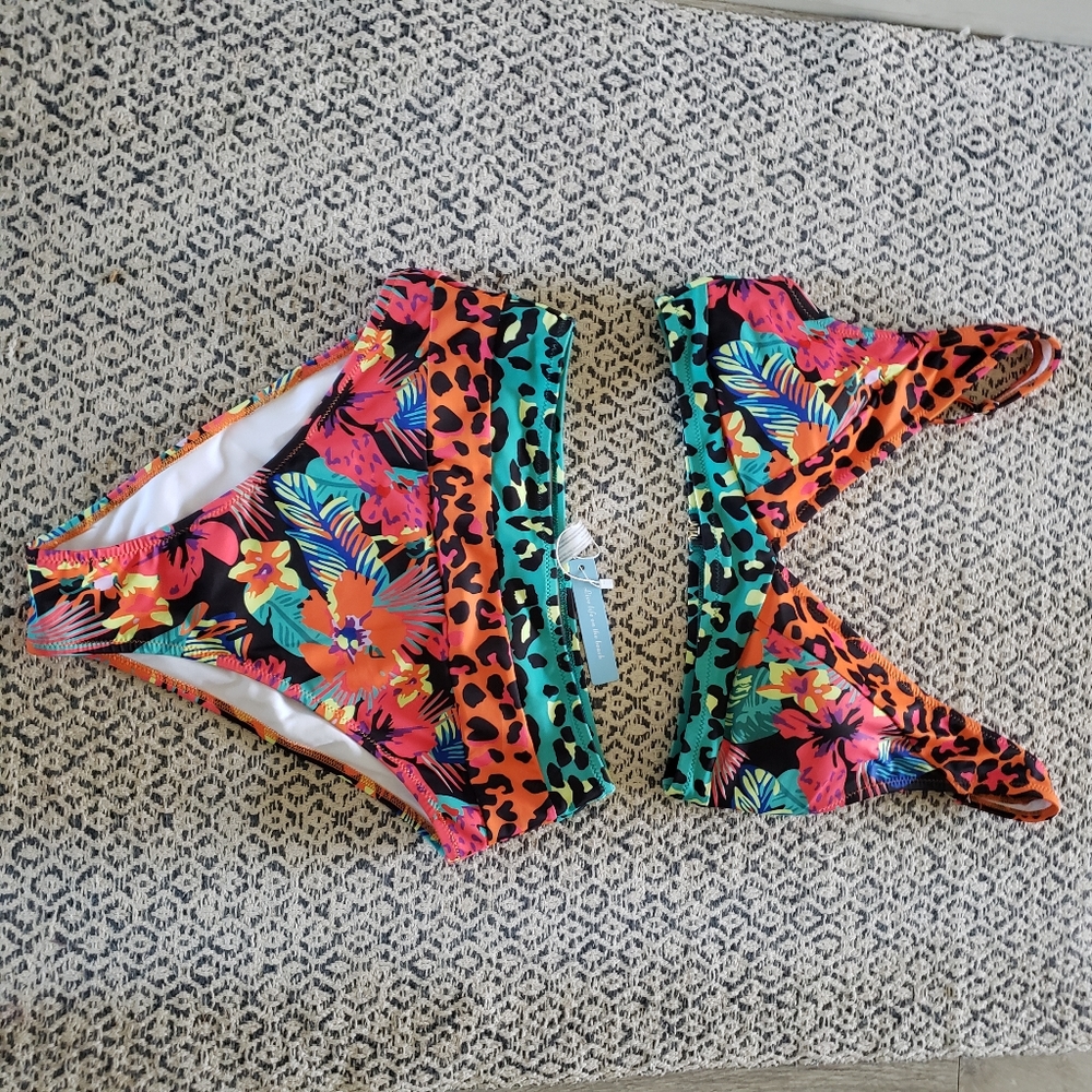Leopard print bikini